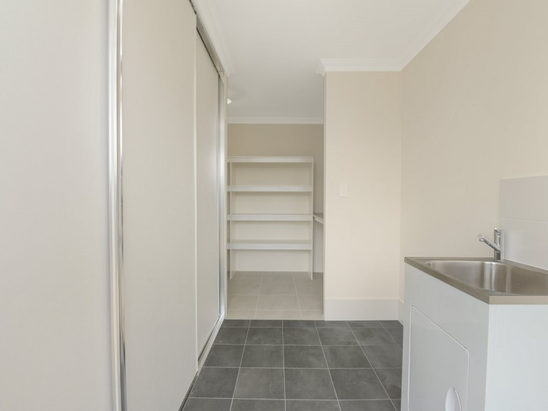 7 Luzula Grove, Byford WA 6122