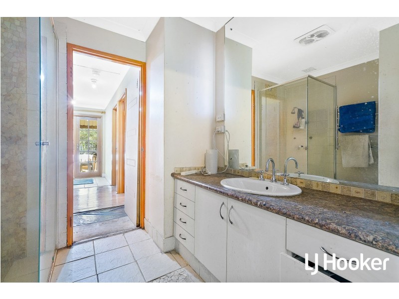 17 Cessford Close, Leda WA 6170