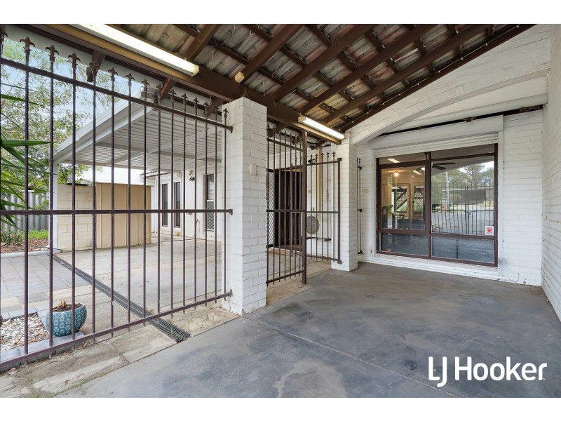 22 Elmslie Street, Orelia WA 6167