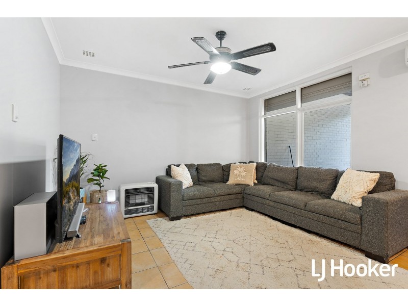 22 Elmslie Street, Orelia WA 6167