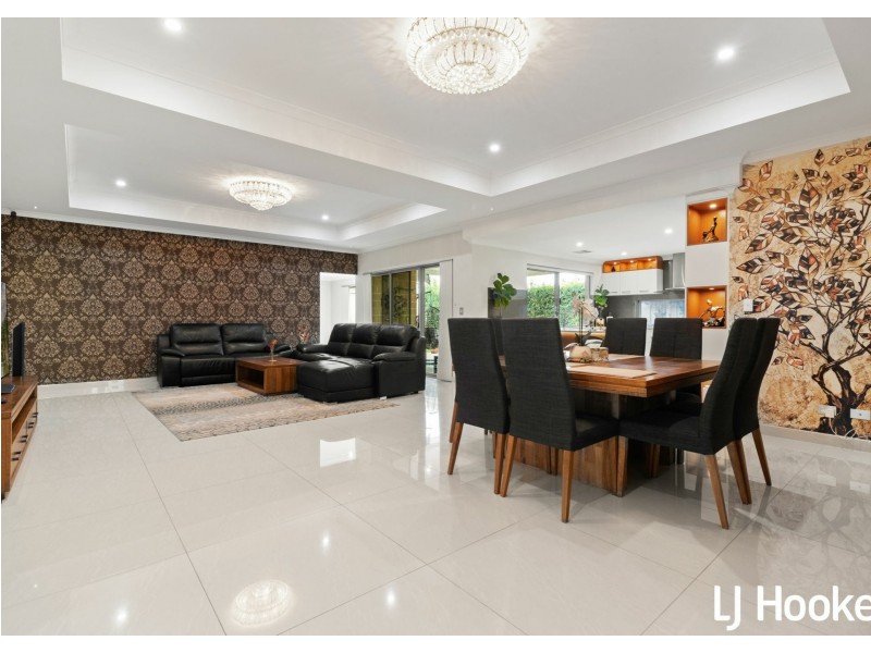 21 Bellambi Chase, Lakelands WA 6180