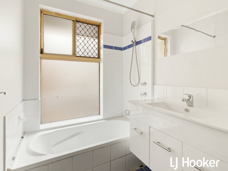 11 Cessford Close, Leda WA 6170
