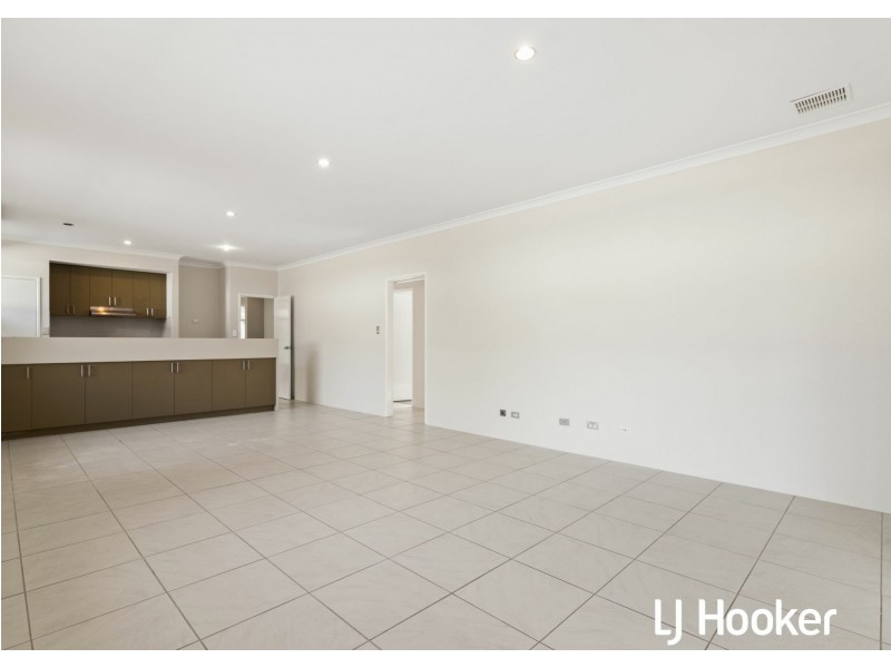 59 Henley Boulevard, Wellard WA 6170