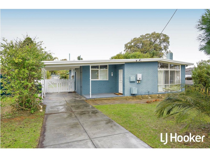 14 Clark Way, Orelia WA 6167