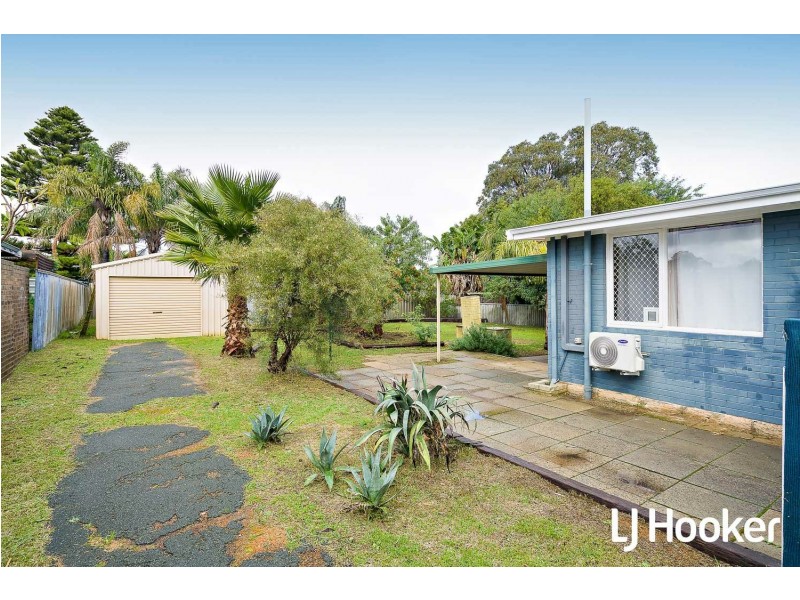 14 Clark Way, Orelia WA 6167