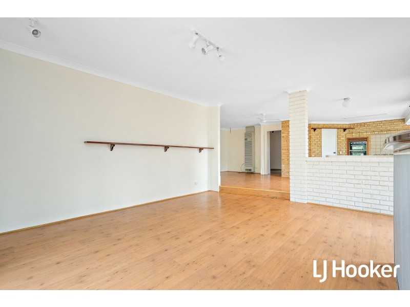 9 Povey Place, Parmelia WA 6167