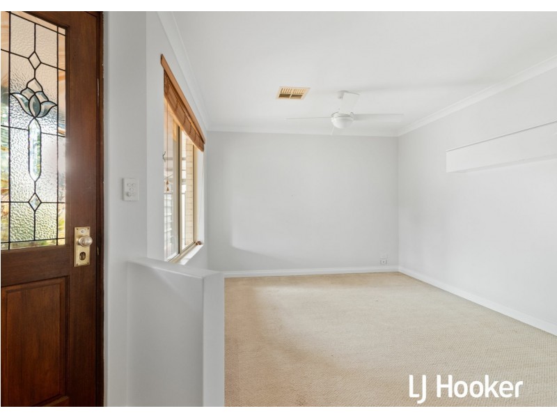 14 Stipling Gardens, Leda WA 6170