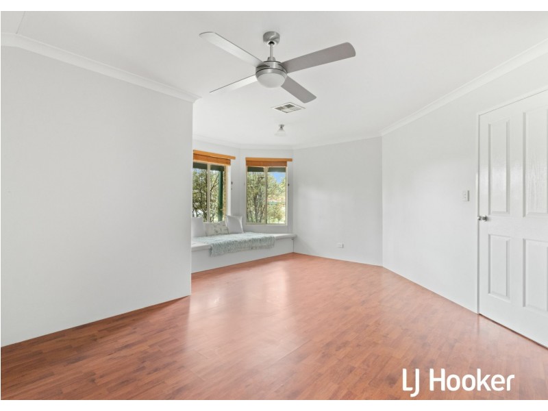 14 Stipling Gardens, Leda WA 6170