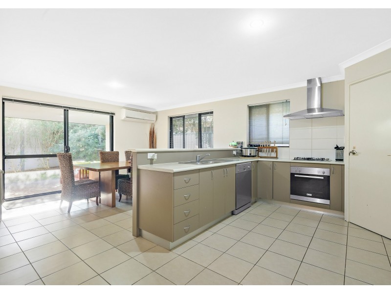 35 Wanstead Vista, Bertram WA 6167