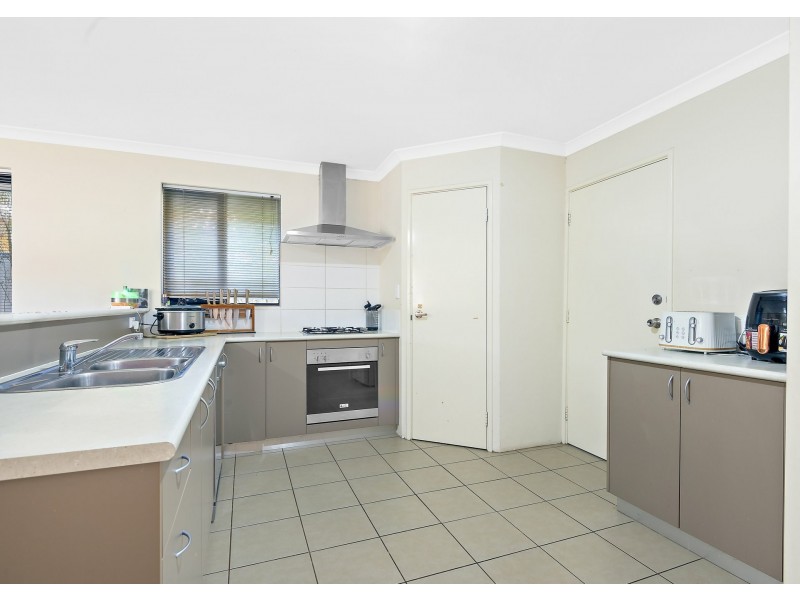 35 Wanstead Vista, Bertram WA 6167