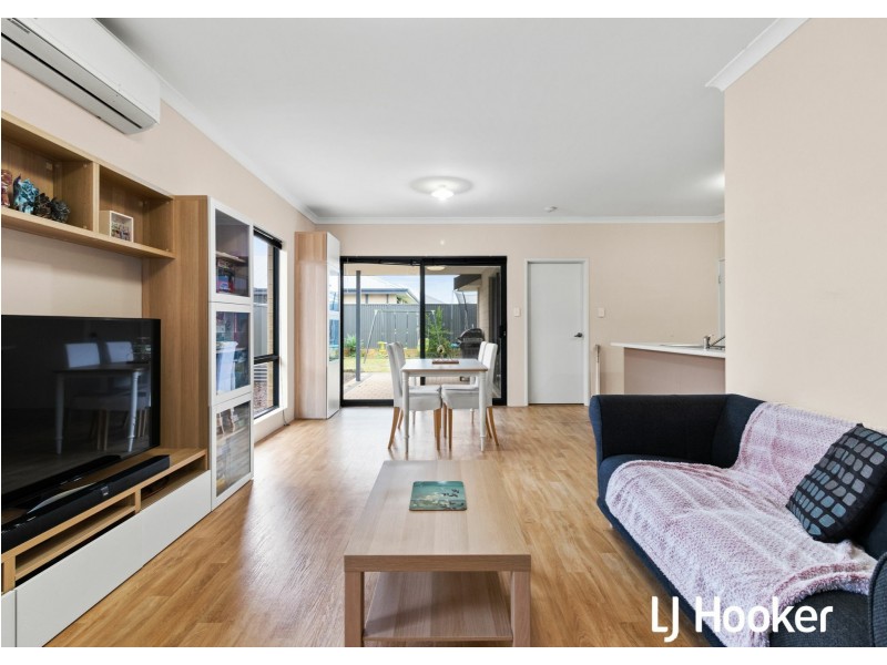 16 Indigo Bend, Wellard WA 6170