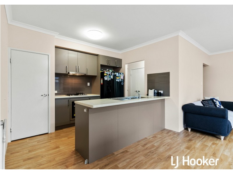 16 Indigo Bend, Wellard WA 6170