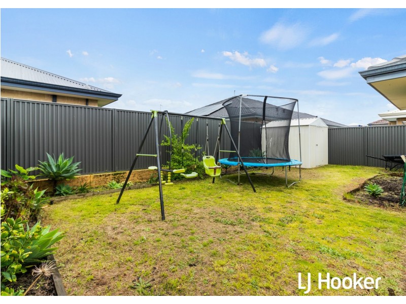 16 Indigo Bend, Wellard WA 6170