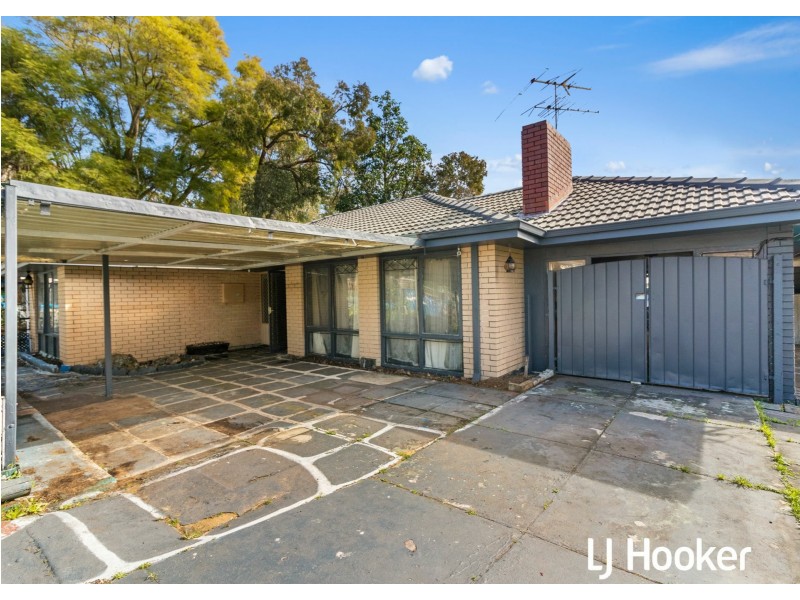 1 Jeffers Court, Orelia WA 6167