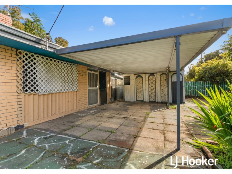 1 Jeffers Court, Orelia WA 6167