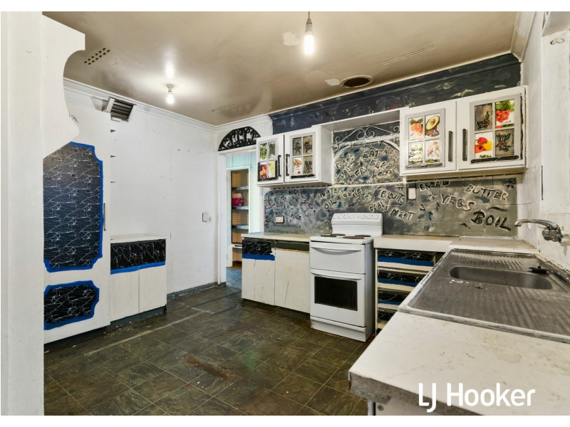 1 Jeffers Court, Orelia WA 6167