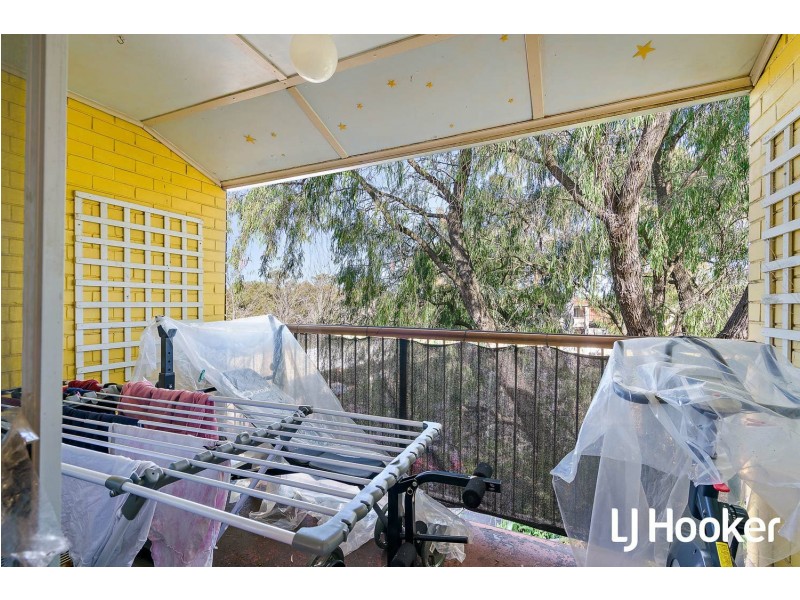 Unit 22/2 Pengilly Road, Orelia WA 6167