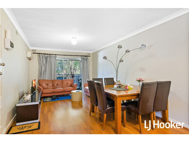 Unit 22/2 Pengilly Road, Orelia WA 6167