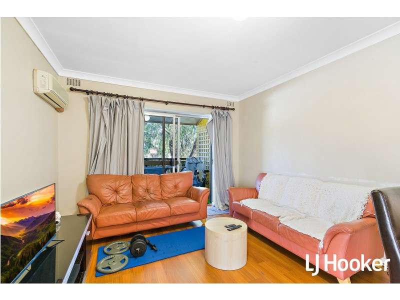 Unit 22/2 Pengilly Road, Orelia WA 6167