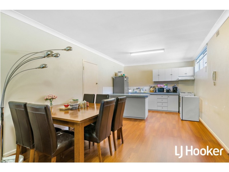 Unit 22/2 Pengilly Road, Orelia WA 6167