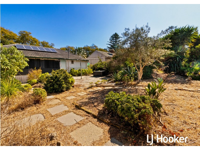 11 Sharman Street, Medina WA 6167