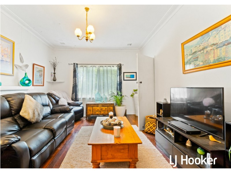 11 Sharman Street, Medina WA 6167