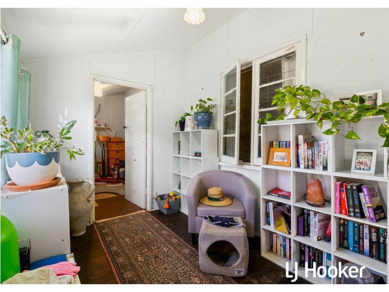 11 Sharman Street, Medina WA 6167