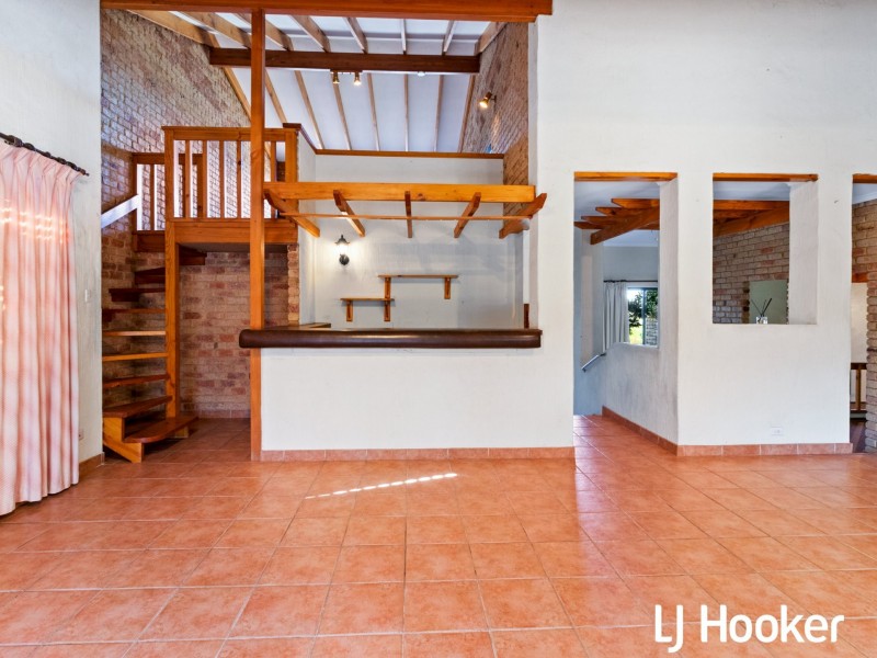 38 Winchester Way, Leeming WA 6149