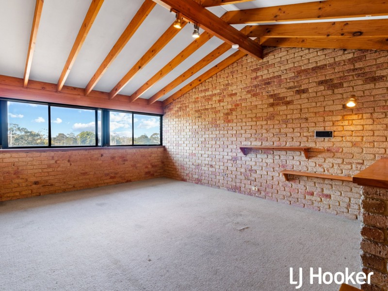 38 Winchester Way, Leeming WA 6149