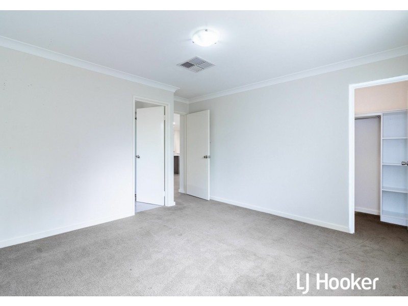 130 Sapphire Chase, Wellard WA 6170