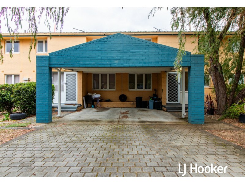 34 Maydwell Way, Calista WA 6167