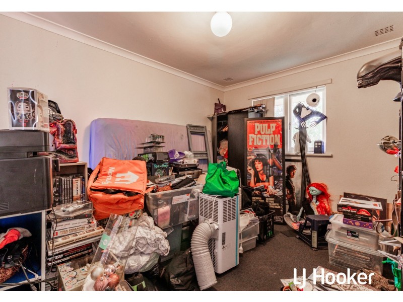 34 Maydwell Way, Calista WA 6167