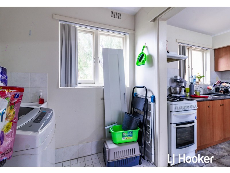 34 Maydwell Way, Calista WA 6167