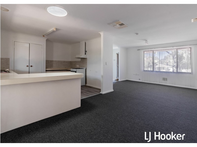 9 Eliot Close, Parmelia WA 6167