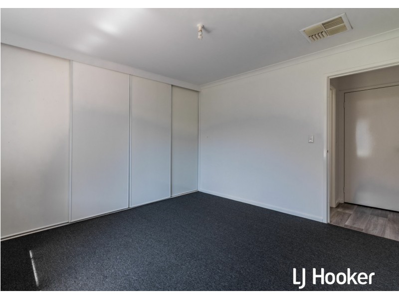 9 Eliot Close, Parmelia WA 6167
