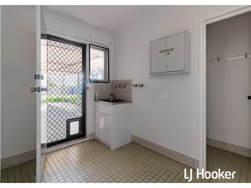 9 Eliot Close, Parmelia WA 6167