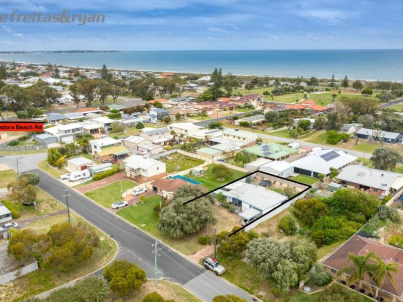6 Caspar Road, Madora Bay WA 6210