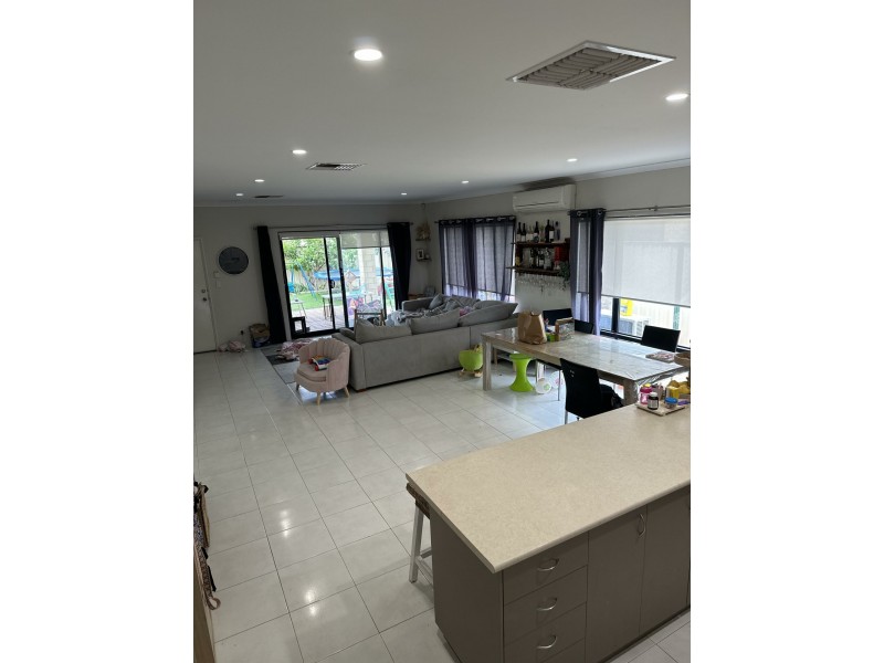 50 Botany Parade, Hammond Park WA 6164