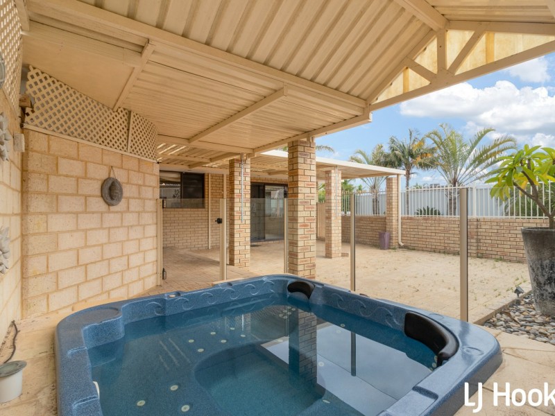 13 Bonnydoon Court, Cooloongup WA 6168