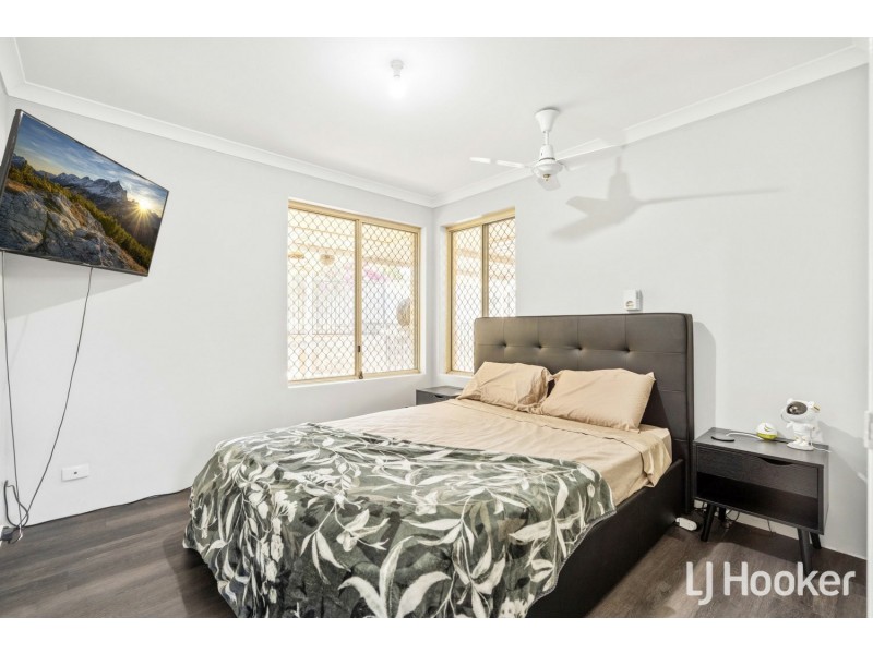 39 Corring Way, Parmelia WA 6167