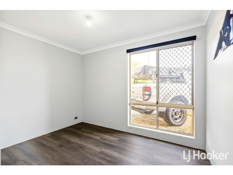 39 Corring Way, Parmelia WA 6167