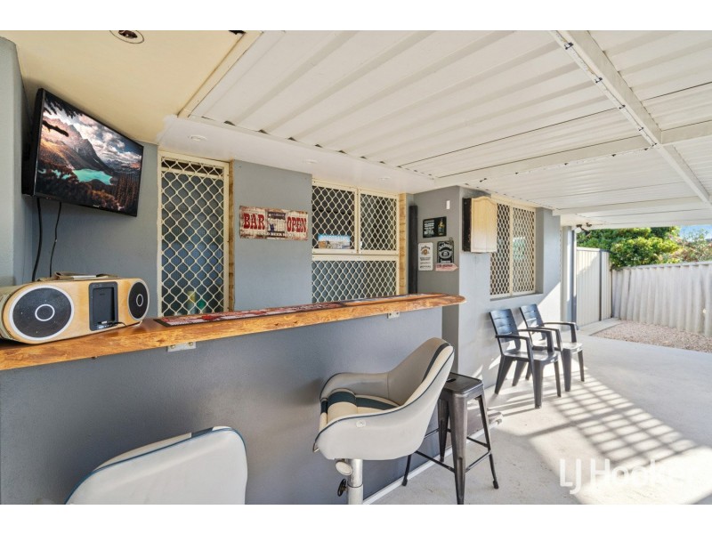 39 Corring Way, Parmelia WA 6167