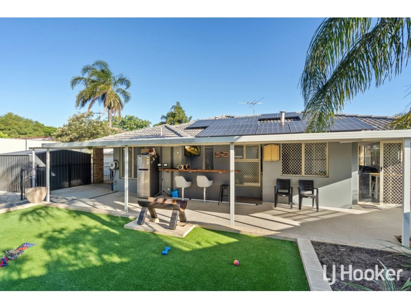 39 Corring Way, Parmelia WA 6167