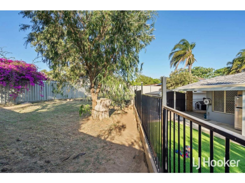 39 Corring Way, Parmelia WA 6167