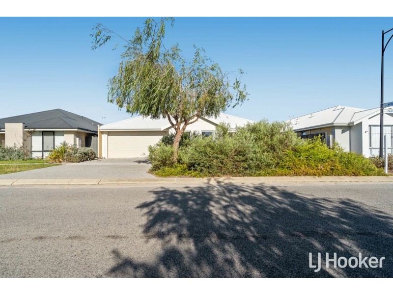 32 Fairhaven Boulevard, Wellard WA 6170