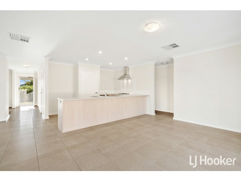 32 Fairhaven Boulevard, Wellard WA 6170