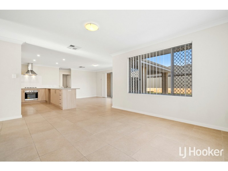 32 Fairhaven Boulevard, Wellard WA 6170