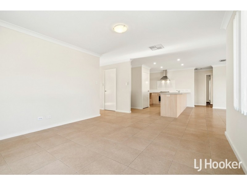 32 Fairhaven Boulevard, Wellard WA 6170