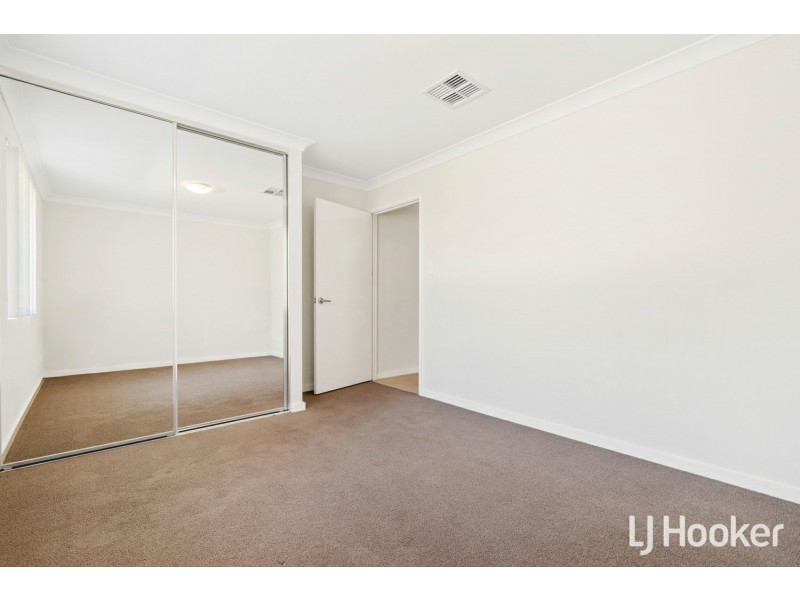 32 Fairhaven Boulevard, Wellard WA 6170