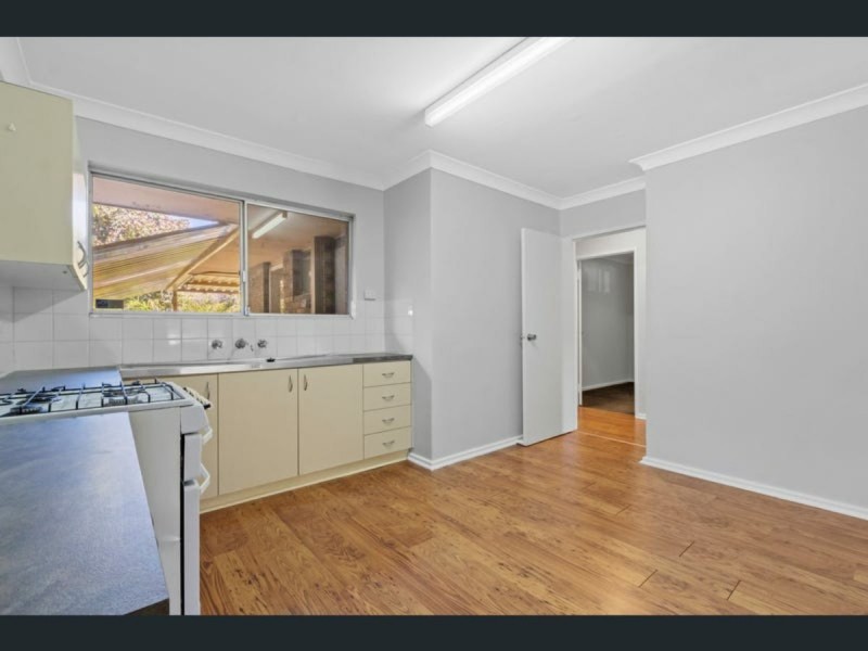 7B Rhyl Place, Langford WA 6147